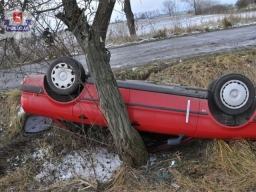 Dachowała kierująca Audi