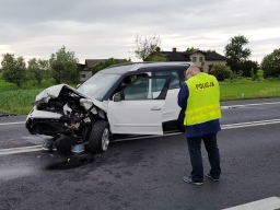 Skoda Yeti zderzyła się czołowo w Grucznie (pow. świecki, woj. kujawsko-pomorskie)