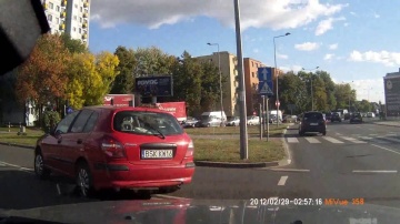 Białystok. Zajechanie drogi na rondzie Reagana