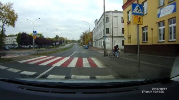 Wymuszenie pierwszeństwa po przejechaniu znaku Stop